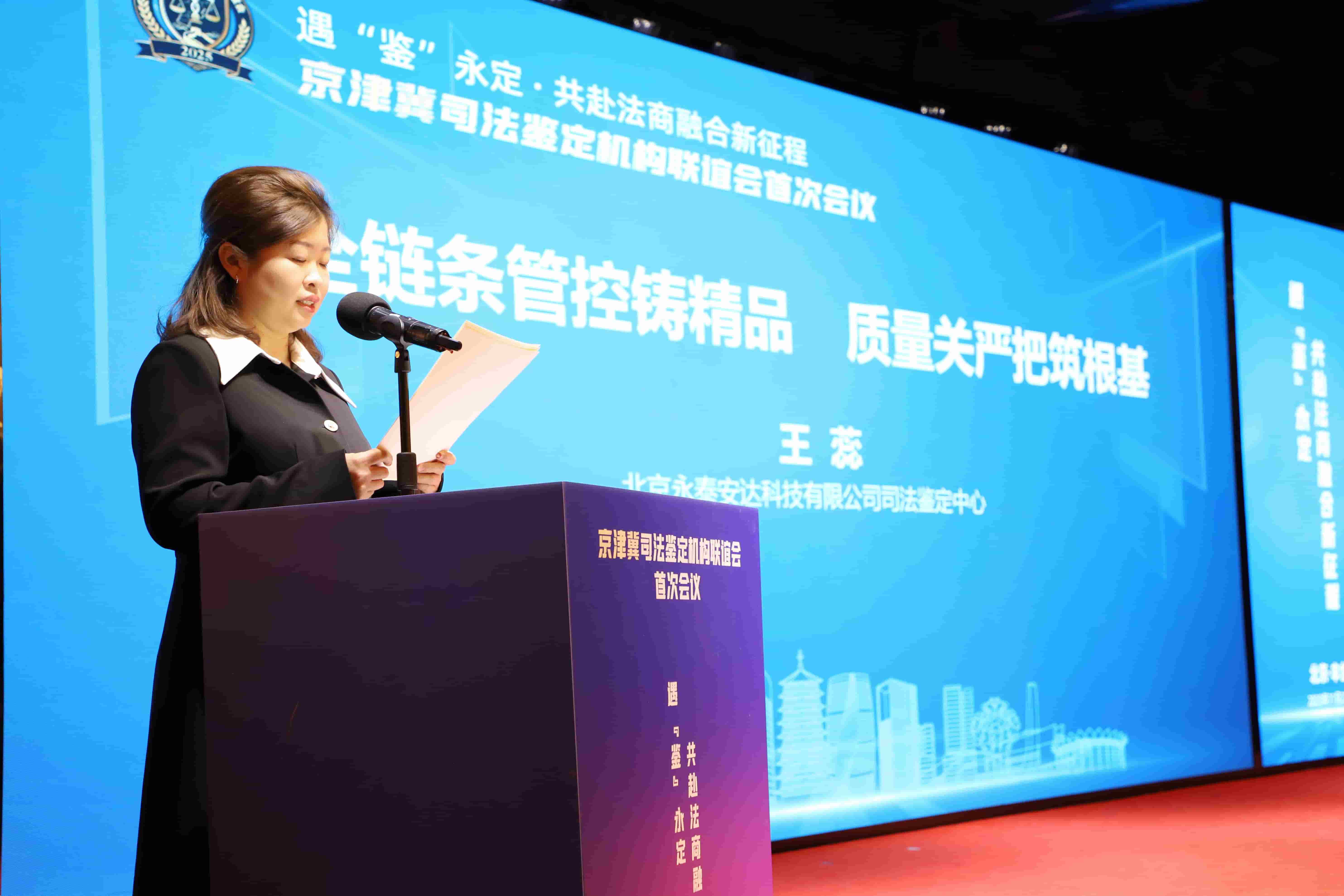 93408571.jpg 93408571.jpg