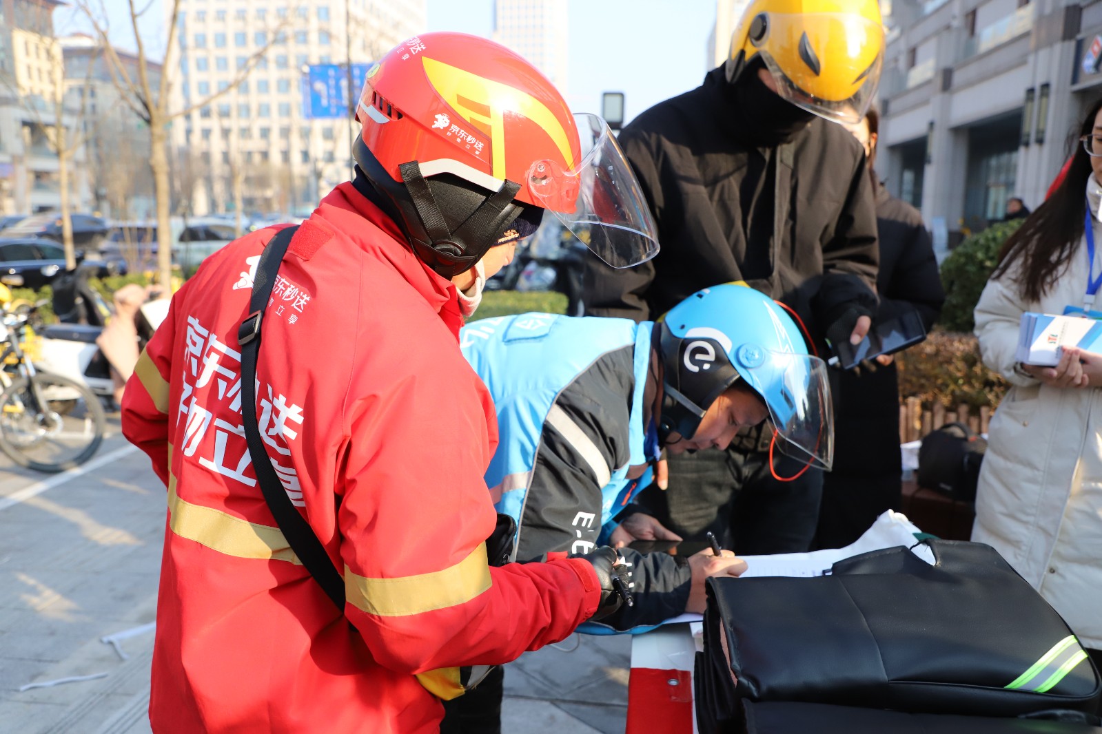 37970957.jpg 37970957.jpg